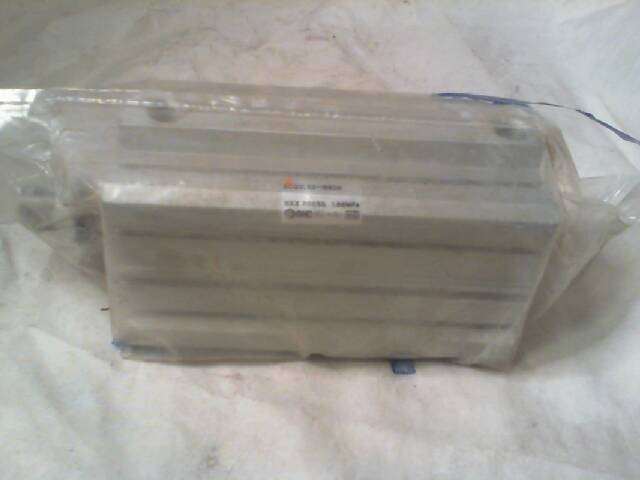 SMC ECQ2L63-100DM Compact Cylinder-New In Box img
