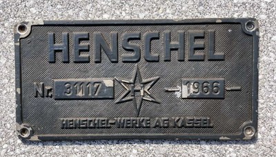 Original Lokschild / Fabrikschild ''Henschel 31117/1966'', 14,5 x 30 cm