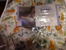 Boppy nursing pillow baby support colorful wildlife pattern brand-new low shipng