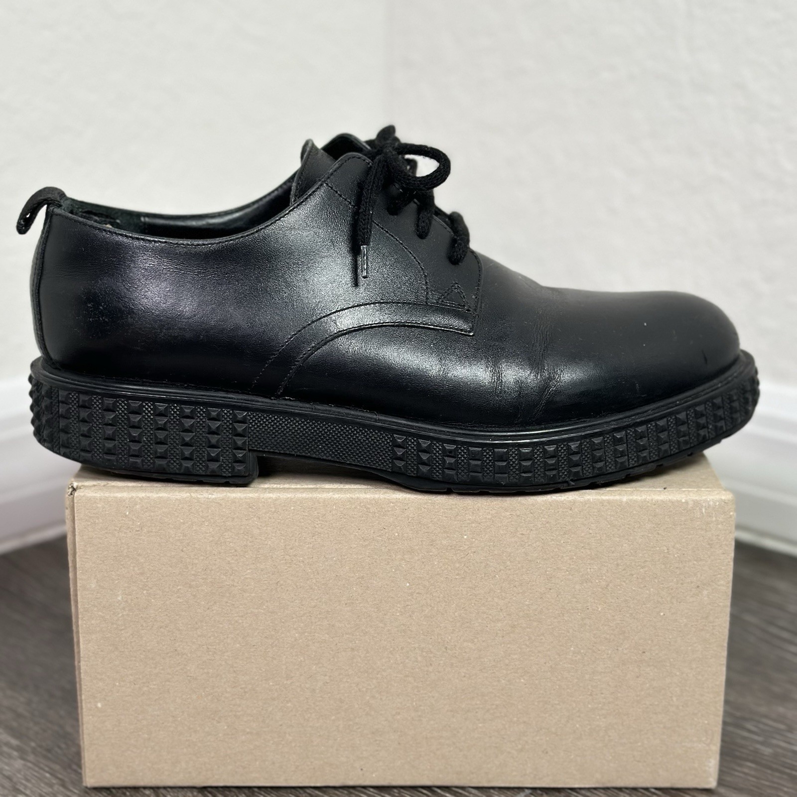 SAOLA Taglia 42 US9 Valentino Garavani Uomo Rockstud Platform Punky ch Chunky Derby