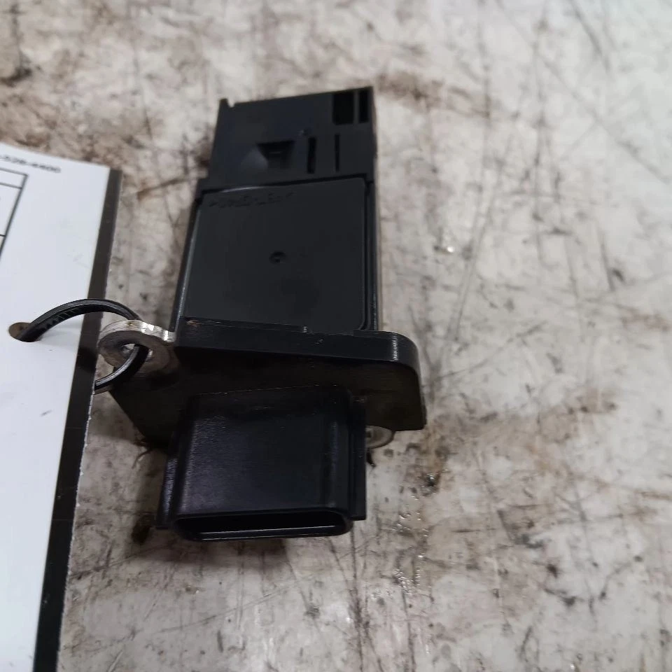 Medidor de flujo de aire compatible con 04-15 17-23 Nissan Armada Foto 2 de 4