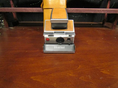 Vintage Polaroid SX-70 Folding Land Instant Camera w/ Case - TESTED