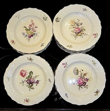 Vintage MCM ROYAL COPENHAGEN Frijsenborg #910 Dinner & Serving Ware