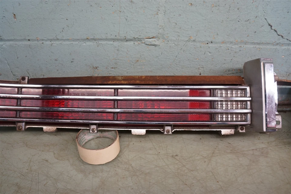 Par de luces traseras Buick Riviera 1966-1967 bonitas diestras largas *G1 Foto 3 de 4