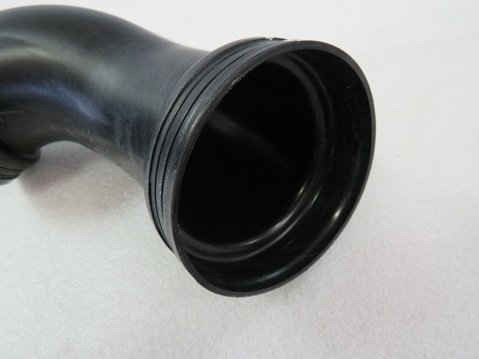 Mclaren 600LT, RH, Right, Intake Hose, Used, P/N 11f0944CP