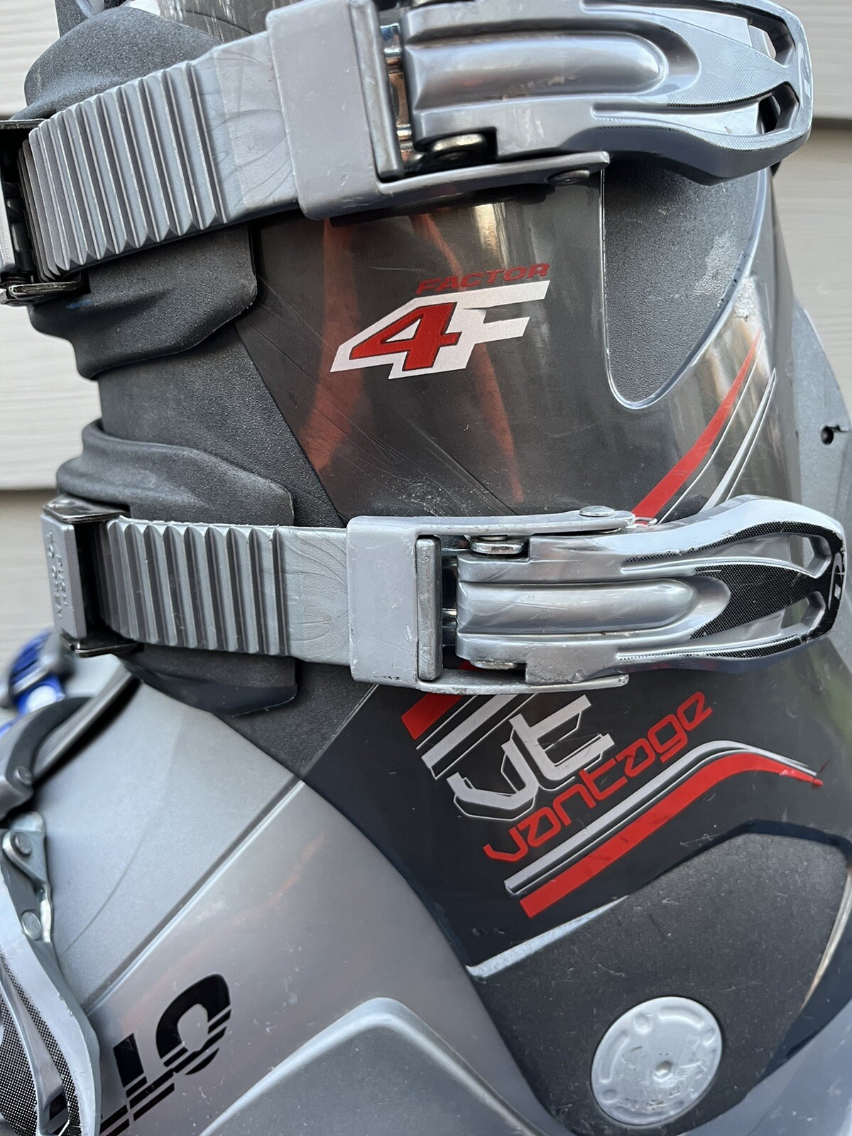 Dalbello Vantage 4F Adult Mondo Size 28.5 29.5 30.5 or 31.5 Ski