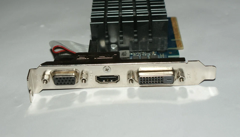 Asus NVIDIA GT710 2GB Passive Cooling PCIE VGA/DVI/HDMI Graphics Card - Image 3 of 3