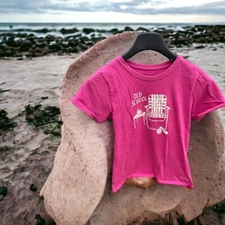 Women’s Life Is Good Tshirt XS Pink Old School Graphic Tee Beach Chair