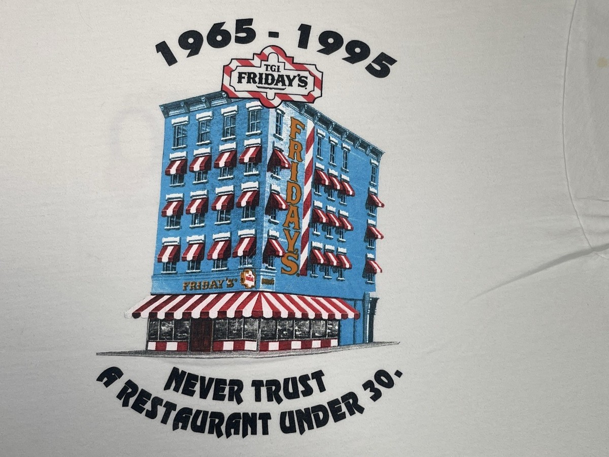 VTG 1995 TGI Fridays 30th Anniversary Tallahassee Hanes T shirt L 22” x 28.5” View 6