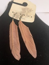 Vtg. Delicate Brown Feather Earrings