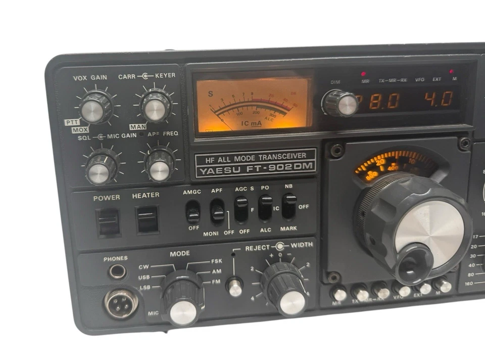Yaesu FT-902DM HF transceiver - Image 2 of 4