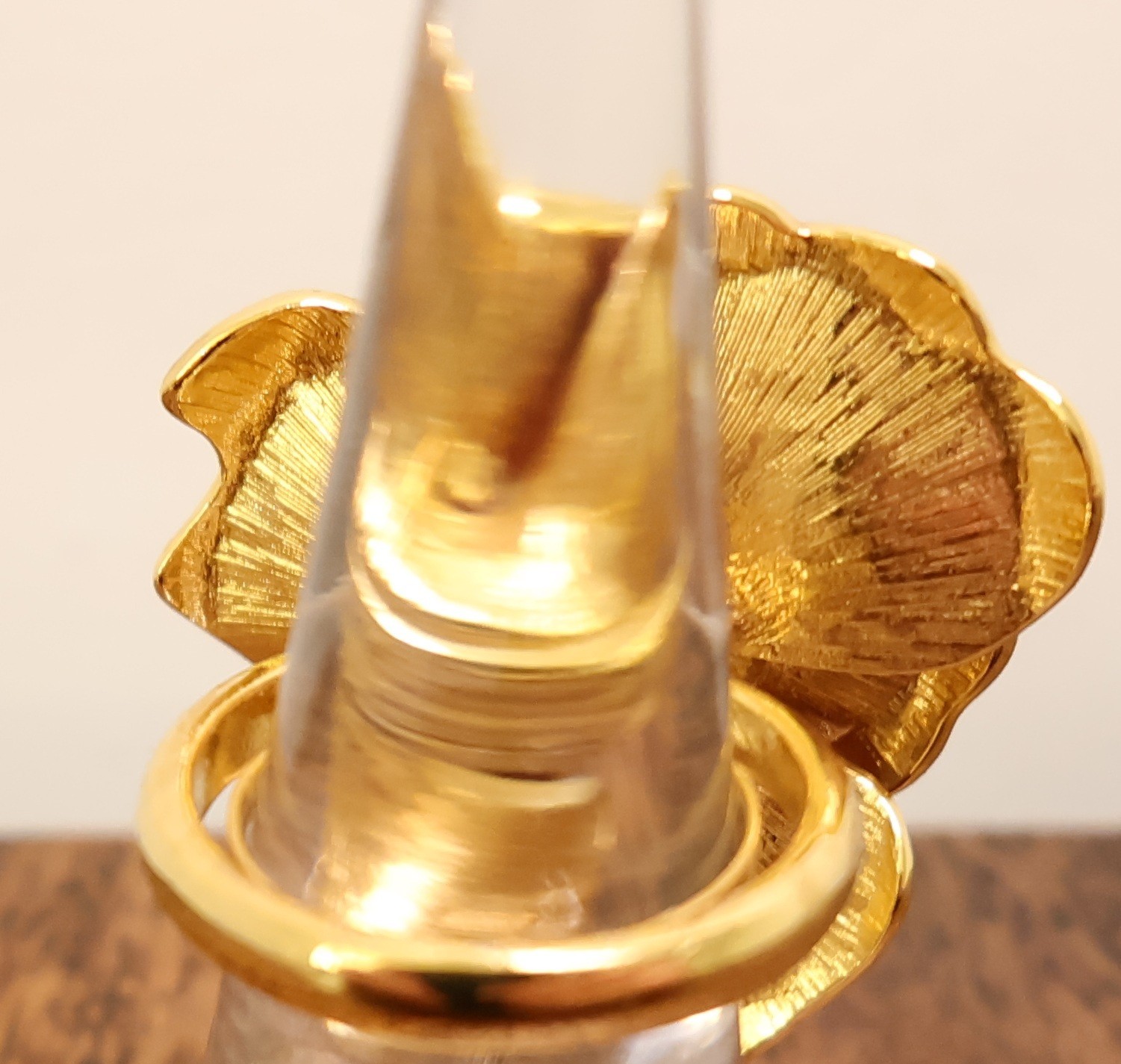 Kenneth Jay Lane ring Gold Blush enamel flower pink crystals goldtone adjustable