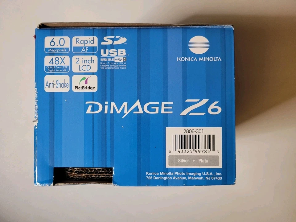 Konica Minolta Dimage Z6 6 Megapixel Digital Camera With Accessories & Box - Image 2 of 4