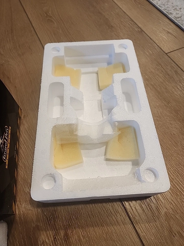 #11 JACKIE STEWART ELF FORD TIPO 003 EXOTO ESCALA 1:18 97029 Foto 2 de 4