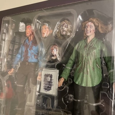 Lot Figurines NECA Evil Dead Ultimate - Ash Boody & Cheryl Williams 18cm NEUF
