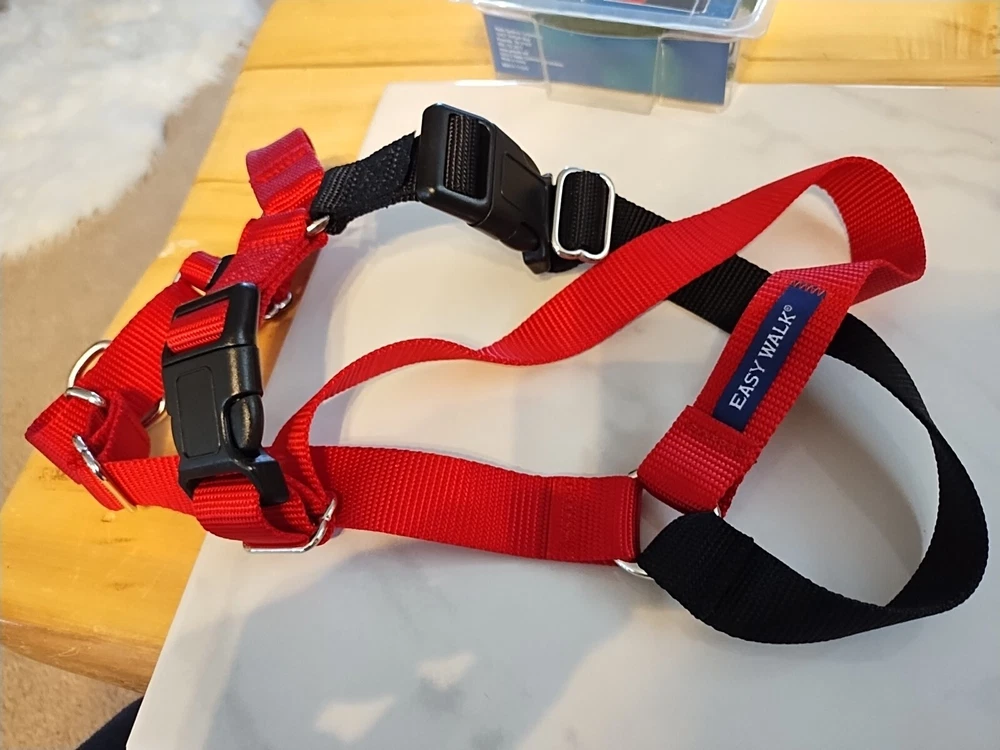 Dog Harness Easy Walk by Pet Safe New Size Large 26-36" Red & Black NEW