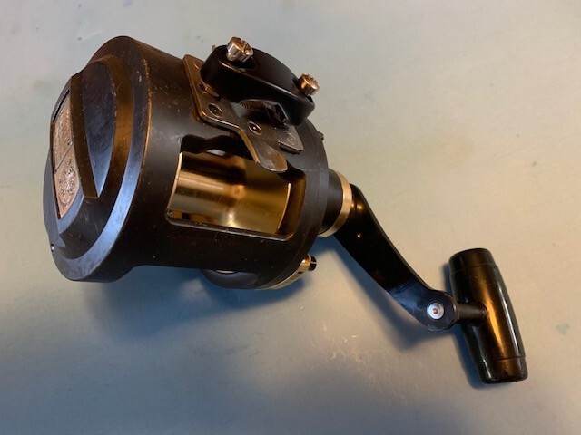 VINTAGE SHIMANO TRITON TROLLING SERIES 30 LEVER DRAG FISHING REEL