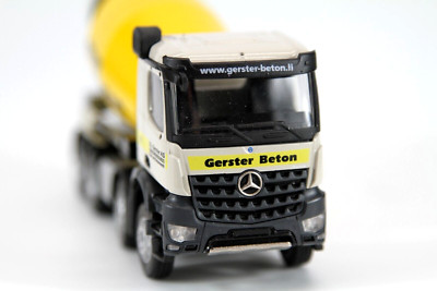 CONRAD Modelle I LIEBHERR HTM 905 Fahrmischer auf Mercedes Benz Arocs  (1:50)