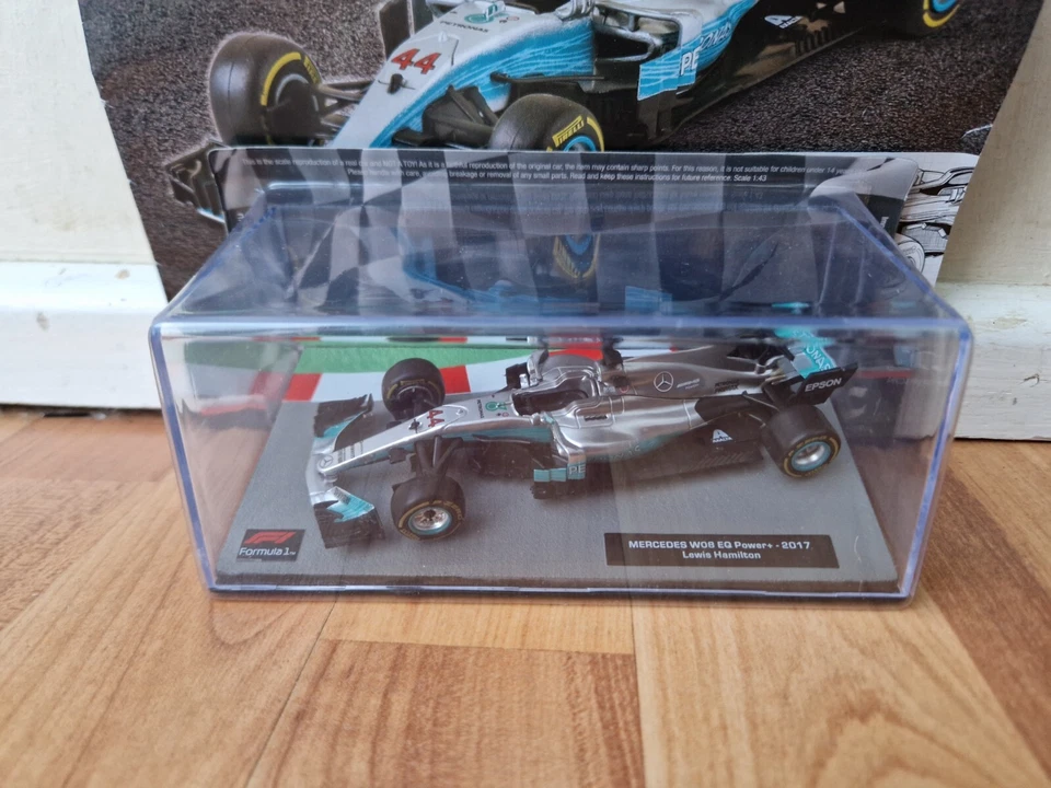1/43 F1 FORMULA 1 CAR COLLECTION #81 MERCEDES W08 EQ POWER LEWIS HAMILTON 2017 - Image 2 of 3