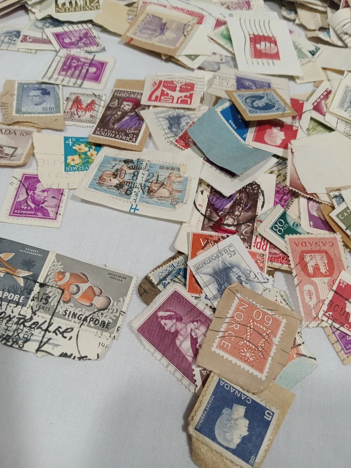 Huge Lot Of Vintage Stamps Assorted From All Over The World - Image 2 of 4
