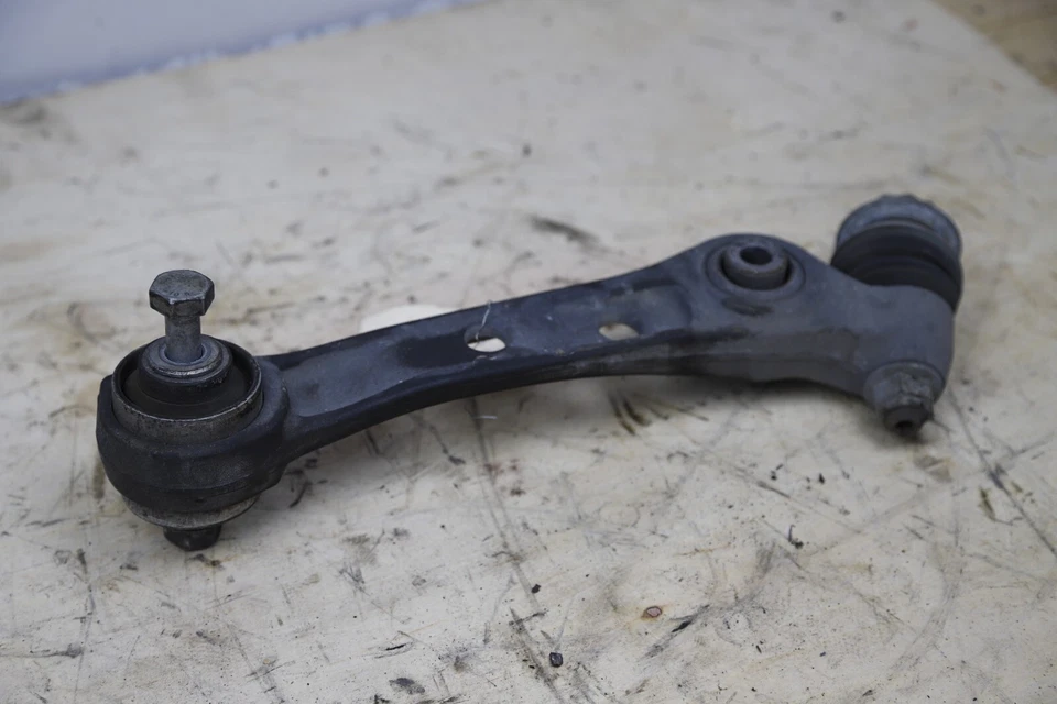 Brazo de control delantero derecho BMW 11-16 550i/535i pieza OEM 31-12-6-794-204 OEM Foto 2 de 3