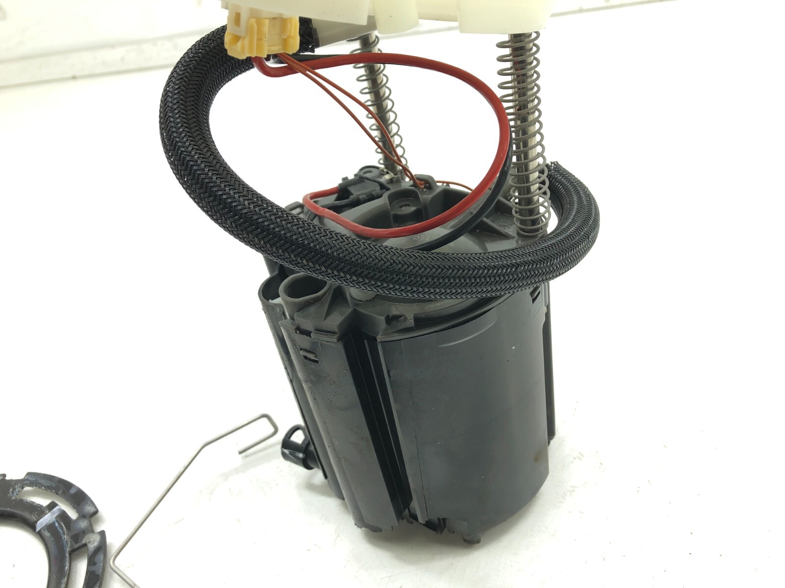 2014-2020 MASERATI GHIBLI S 3.0L FUEL PUMP LEVEL SENDING UNIT OEM.