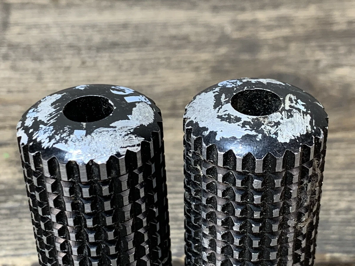 GT 26t pegs vintage mid old school bmx black