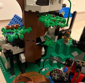 LEGO 6079 ELKWOOD FORTRESS OLD FORESTMAN SET - INCOMPLETE, NO BOX Very Good