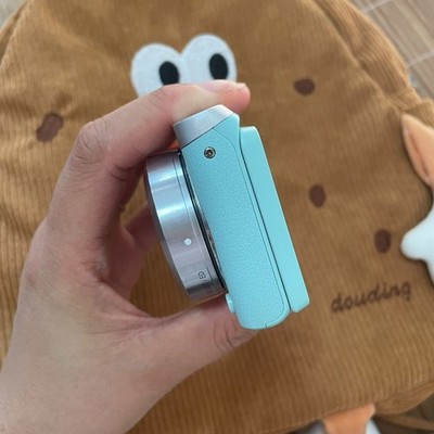 Samsung NX mini ジャンク Samsung NX Mini 20.5MP Digital Camera w/ NX-M 9mm lens Tiltable