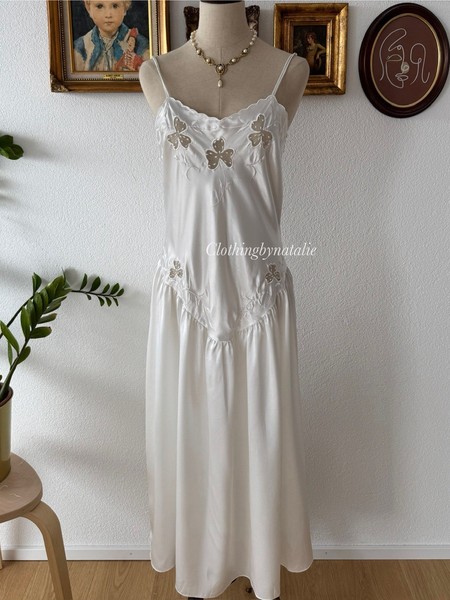 Erika Taylor White Satin Maxi Drop Waist Nightgown Size L *NO US SHIPPING*