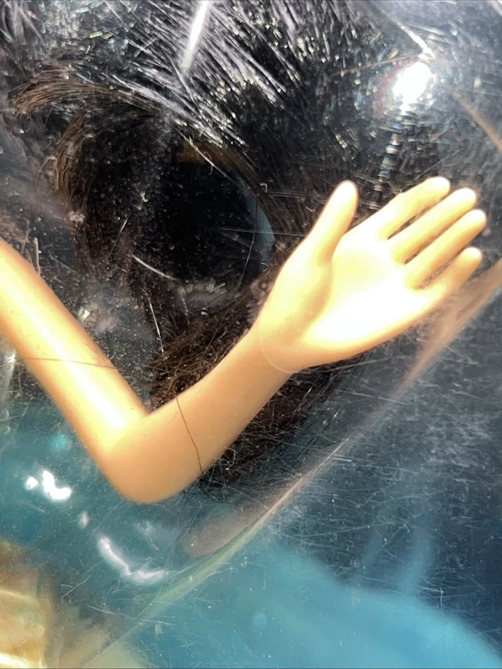 Figura Muñeca ADELLA La Sirenita Ariel y Sus Hermanas Nueva Disney Store Foto 3 de 4