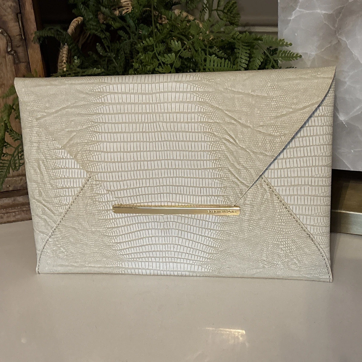 BCBGMAXAZRIA Satin Exterior Clutch Bags & Handbags for Women for