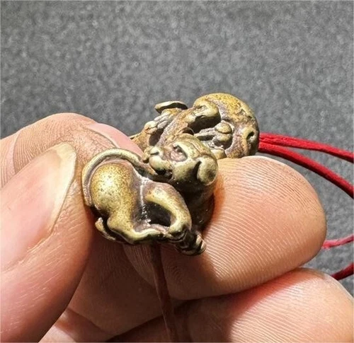Archaische alte tibetische Handarbeit Kupfer zwölf chinesische Sternzeichen Armbänder Statue - Bild 9 von 9