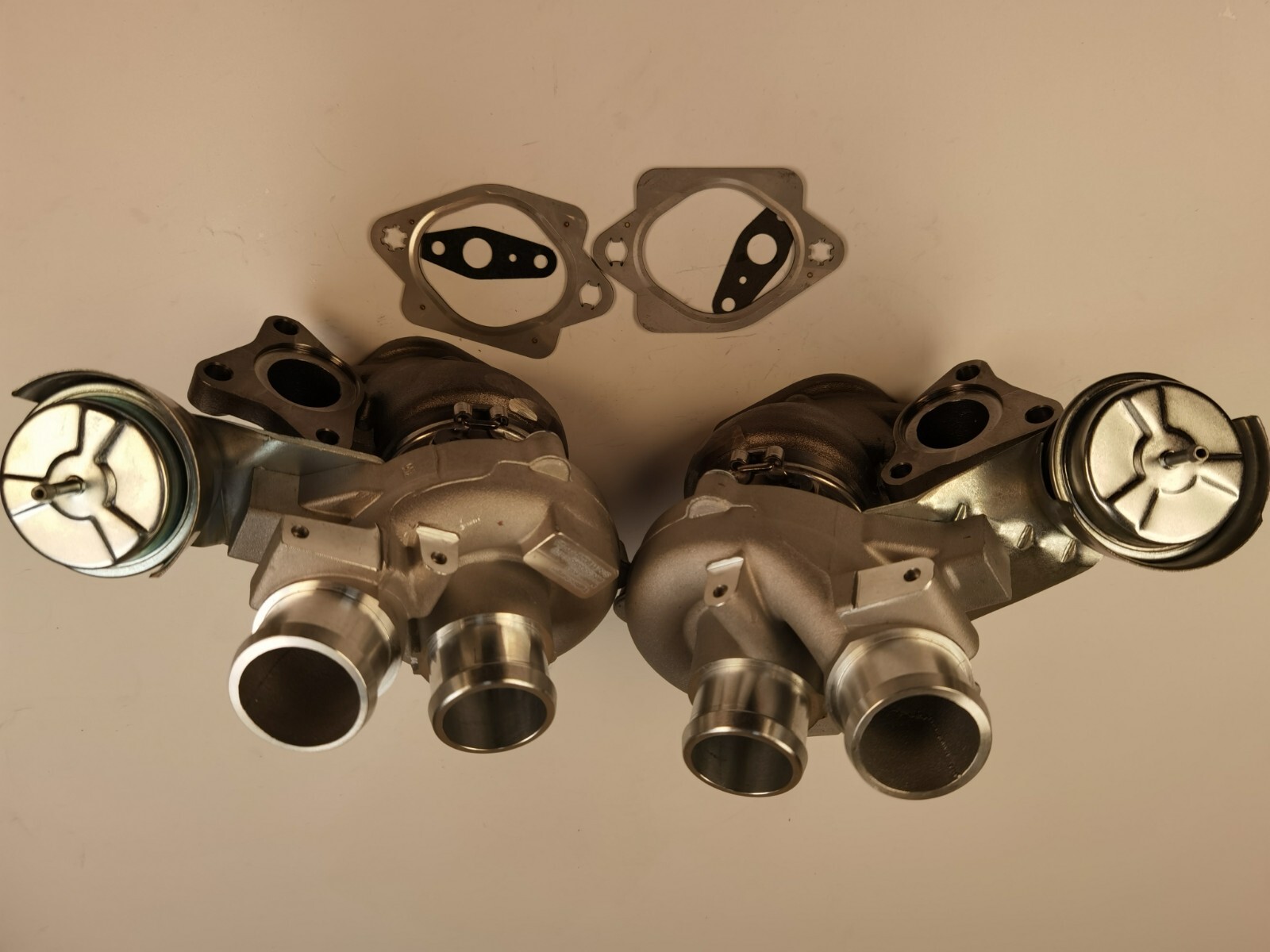 TWO Turbocharger Left+Right fit 2013-16 Ford F-150 Expedition Transit 3.5L K03