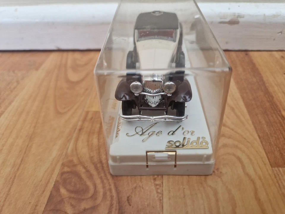 1/43 SOLIDO AGE D'OR - CLASSIC DUESENBERG J SPIDER CREAM DIECAST CAR REF 4035 - Image 3 of 3