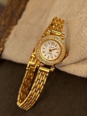 1 Stück neue Vintage Uhr im französischen Stil mit Strass-Inlay, goldfarben