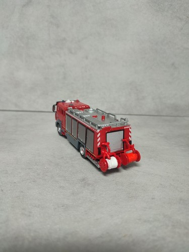 DEL PRADO DIE CAST FIRE ENGINE'S OF THE WORLD RENAULT , PIERCE AND IVECO ANNIE - Picture 11 of 18
