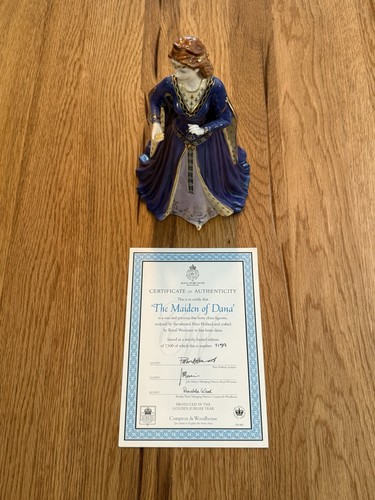 Royal Worcester The Maiden of Dana Figur Bone China 1159/7500 - Harfe fehlt