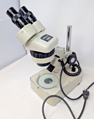 Vintage Mitutoyo Binocular Stereo Microscope SWF10X Super Wide Field Tested