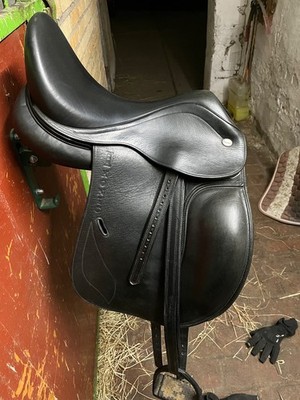 Ikonic Dressursattel 16 5 DEV04 Vollleder