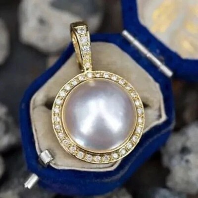 3,00 kt runder Lab Created Perle Frauen Heiligenschein Anhänger 14k Gelbgold plattiert Silber