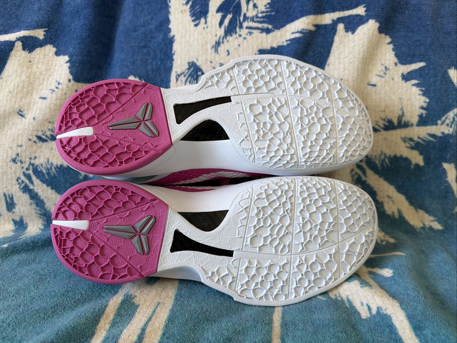 Size 11 - Nike Zoom Kobe 6 Think Pink  - 429659-601 Kay Yow image 5