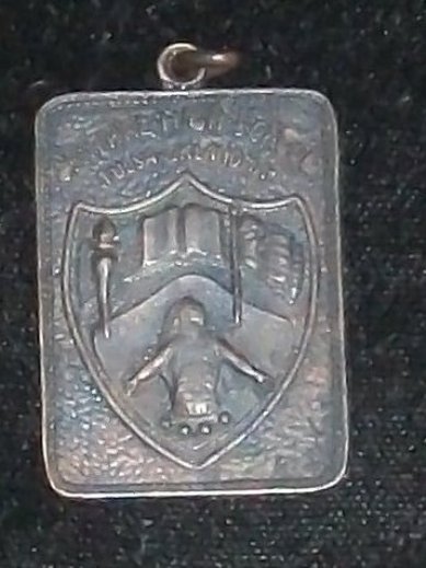 Picture 4 of 12