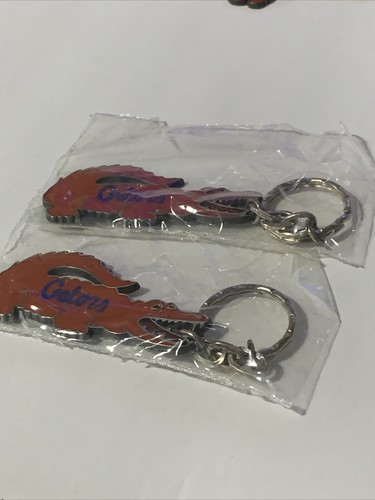 Two (2) Vintage NOS 1980 University of Florida Gators 🐊Keychains - Picture 9 of 10