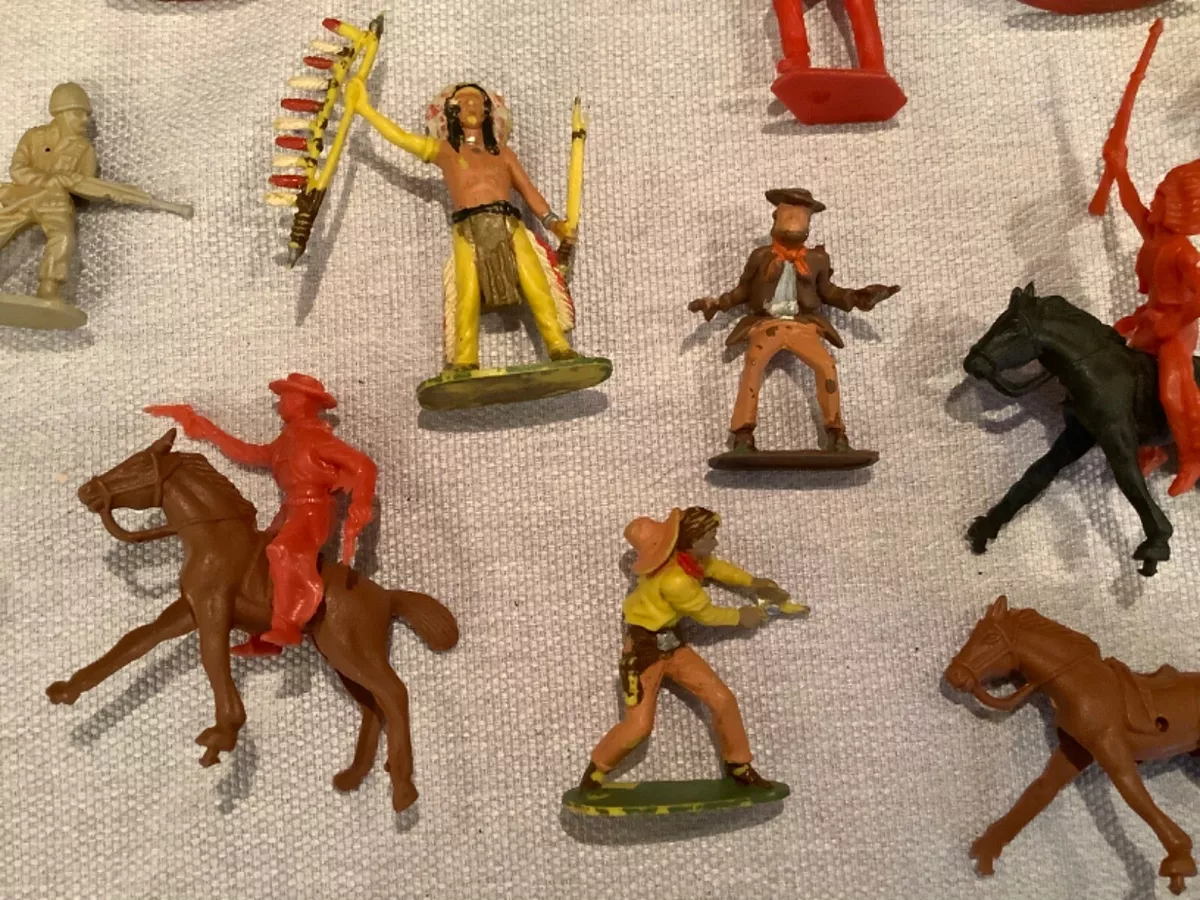 Vintage plastic cowboys store and indian figures