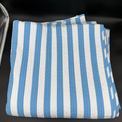 Pottery Barn Kids Blue And White Striped Quilt Blanket Full/Queen Great Conditi