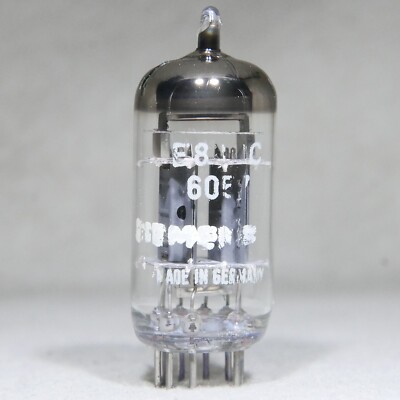 Siemens E83CC (=12AX7/ECC83) Triple Mica O-Getter Germany Very