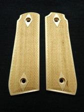 Maple Double Diamond Checkered Ruger Mark IV 22/45 Grips MK 4