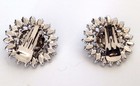 Vintage Unsigned Weiss Silver Tone Clear Rhinestone Flower Earrings — photo 5