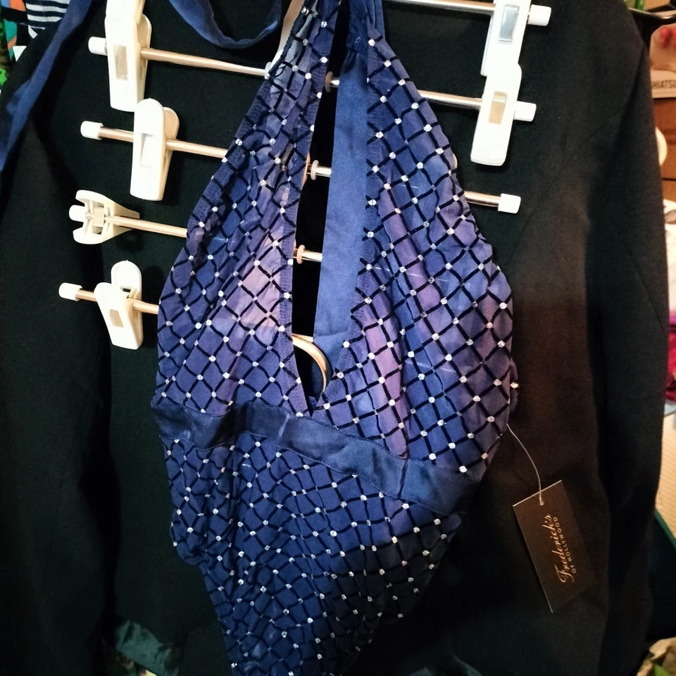 Fredericks Of Hollywood Pandora Azul Diamante Brillante Lencería Peluche Body Foto 3 de 4